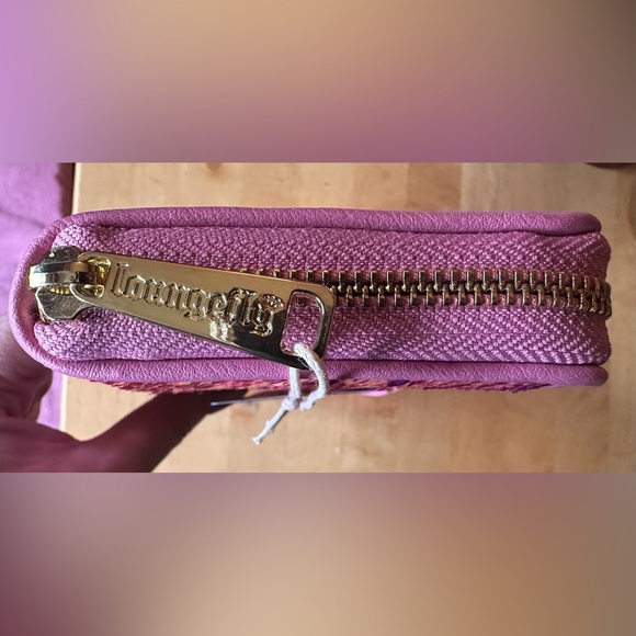 Disney’s “Make it Blue” 💙 “Make it Pink” 🩷 Sleeping Beauty Wallet - Picture 8 of 8